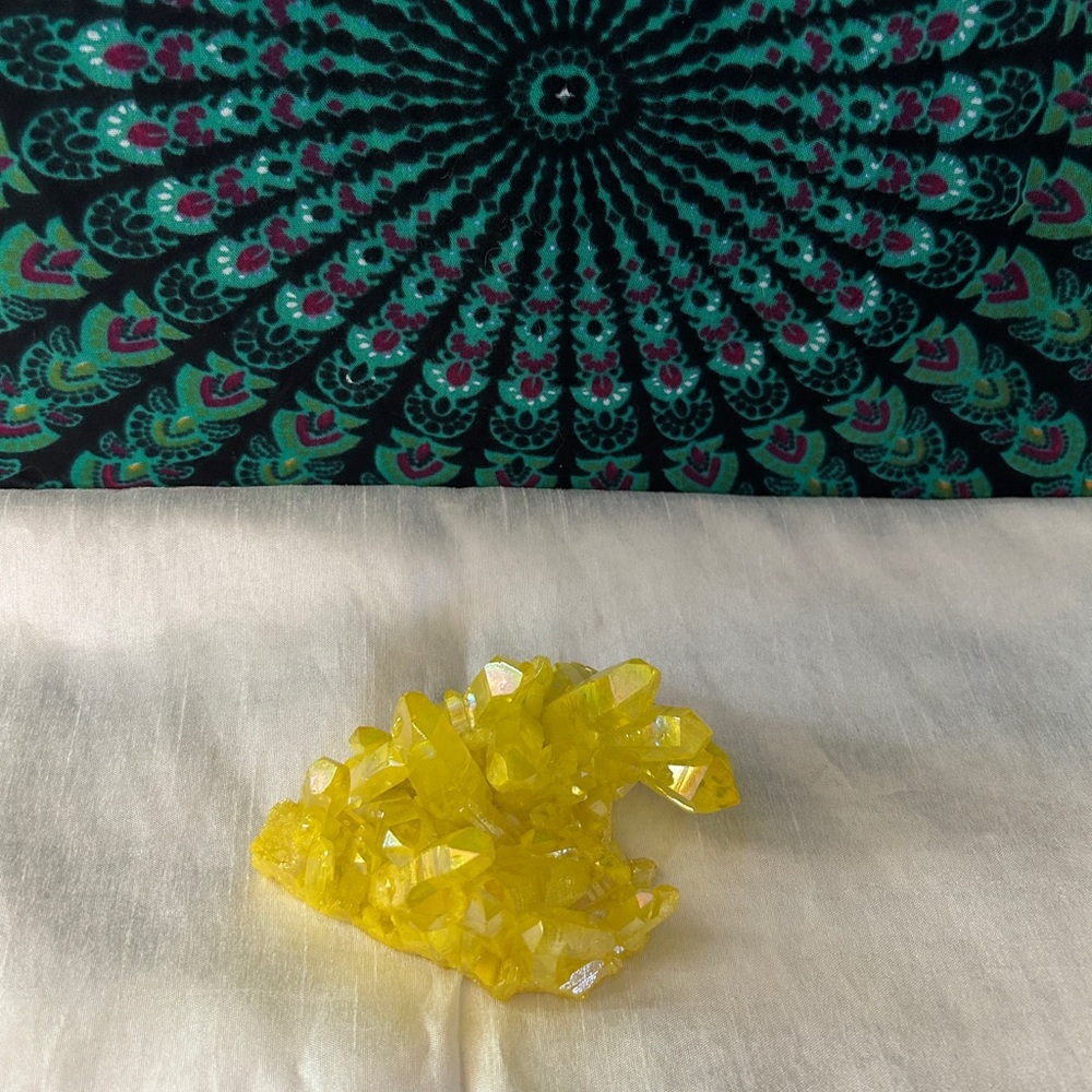 372g AAA Crystal Lemon Aura Quartz Cluster